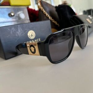 Versace sun glasses